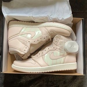 Air Jordan 1 Retro High OG ‘Guava Ice’